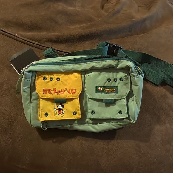 Micky Mouse Hip Pack by Columbia Mickey and Co - Picture 1 of 6